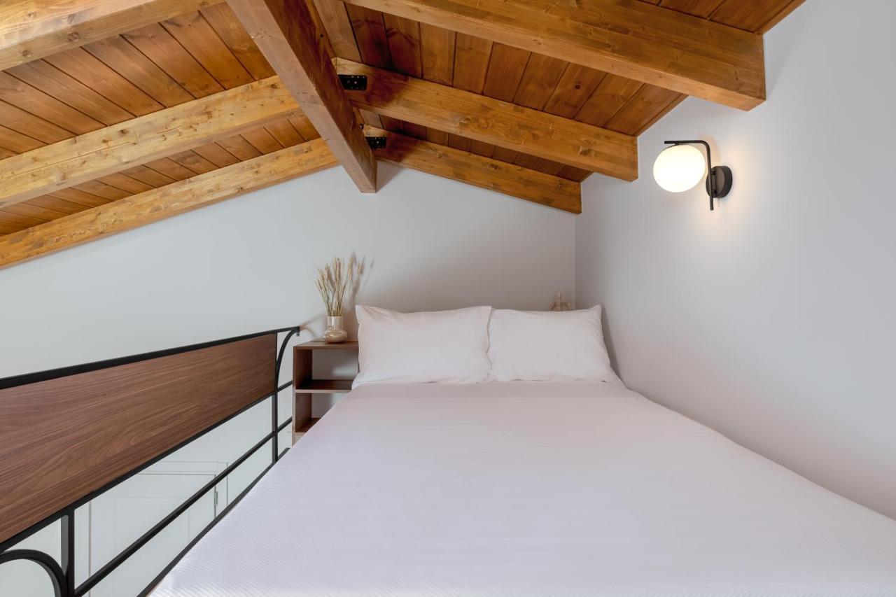 Naiades The Residence Ioannina Castle المظهر الخارجي الصورة