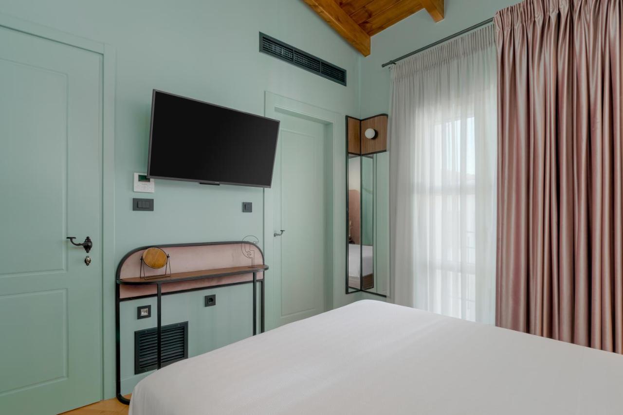 Naiades The Residence Ioannina Castle المظهر الخارجي الصورة